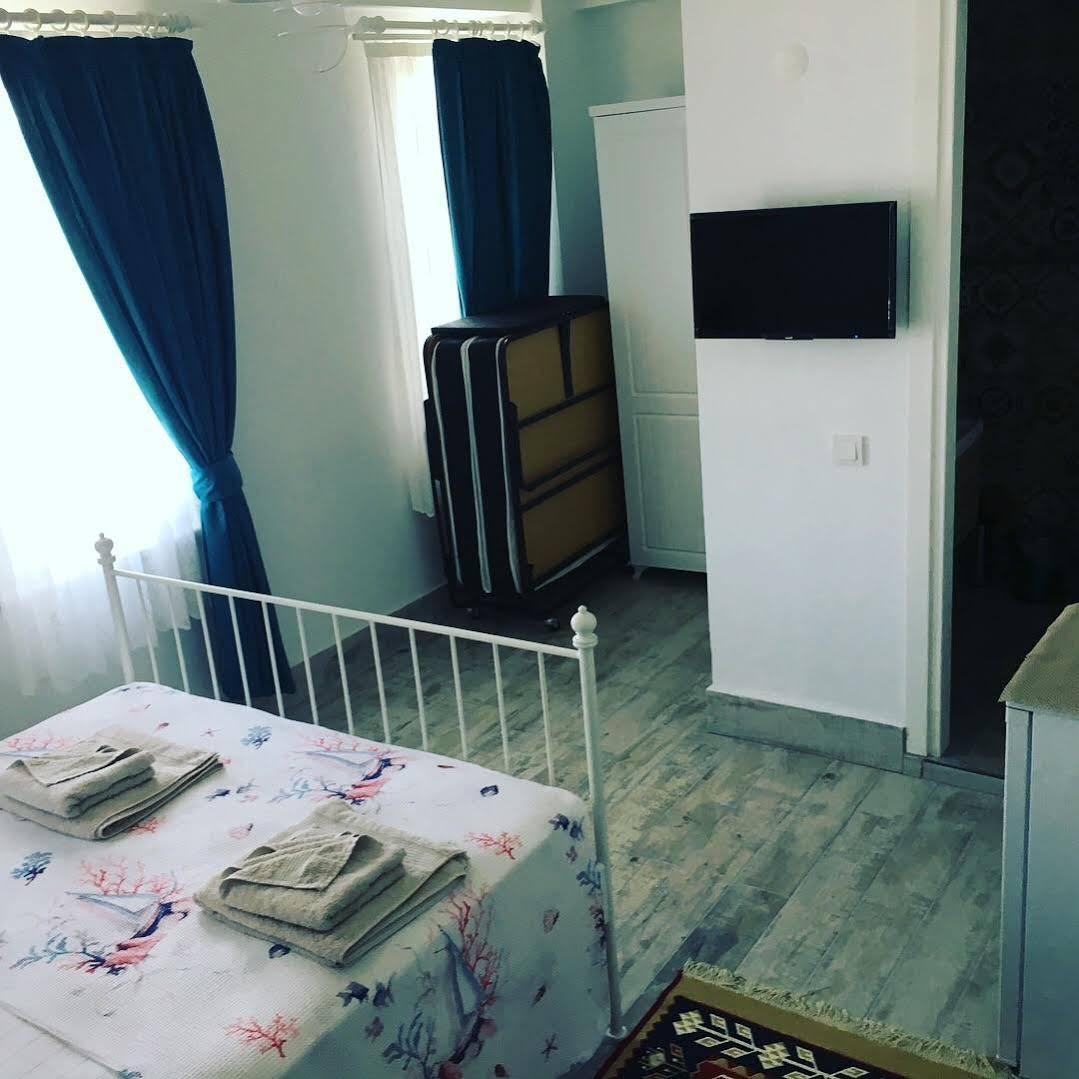 مايلوس أوتيل بوزجادا المظهر الخارجي الصورة